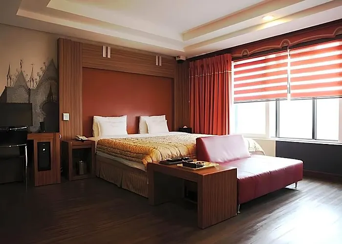 V Songdo Motel 2*