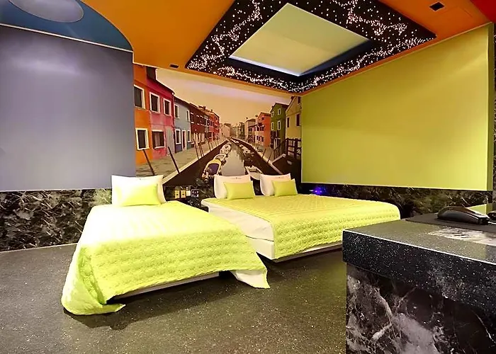 V Songdo Motel 2*