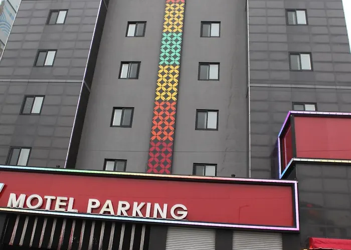 Motel V Songdo 2*
