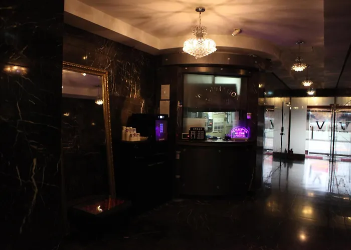 V Songdo Motel
