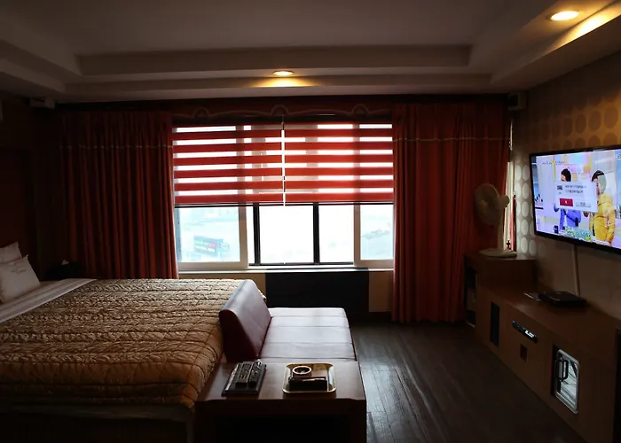V Songdo Motel 2*